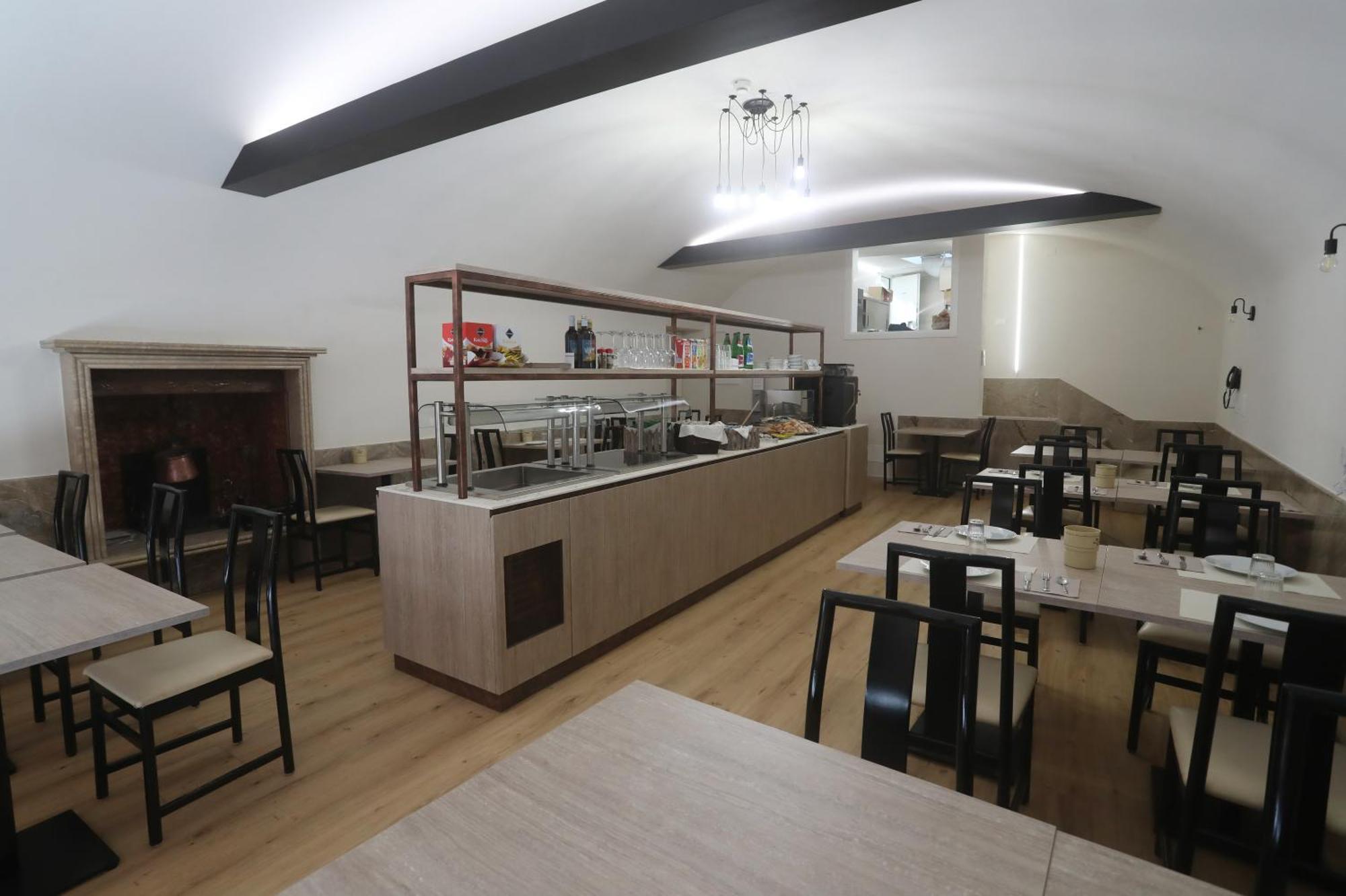 Hotel Central Giacomini Salo Exterior photo