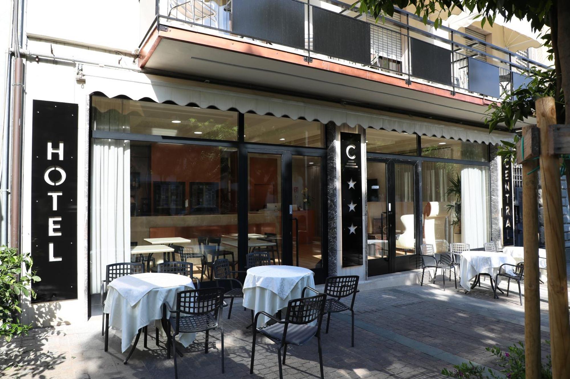 Hotel Central Giacomini Salo Exterior photo