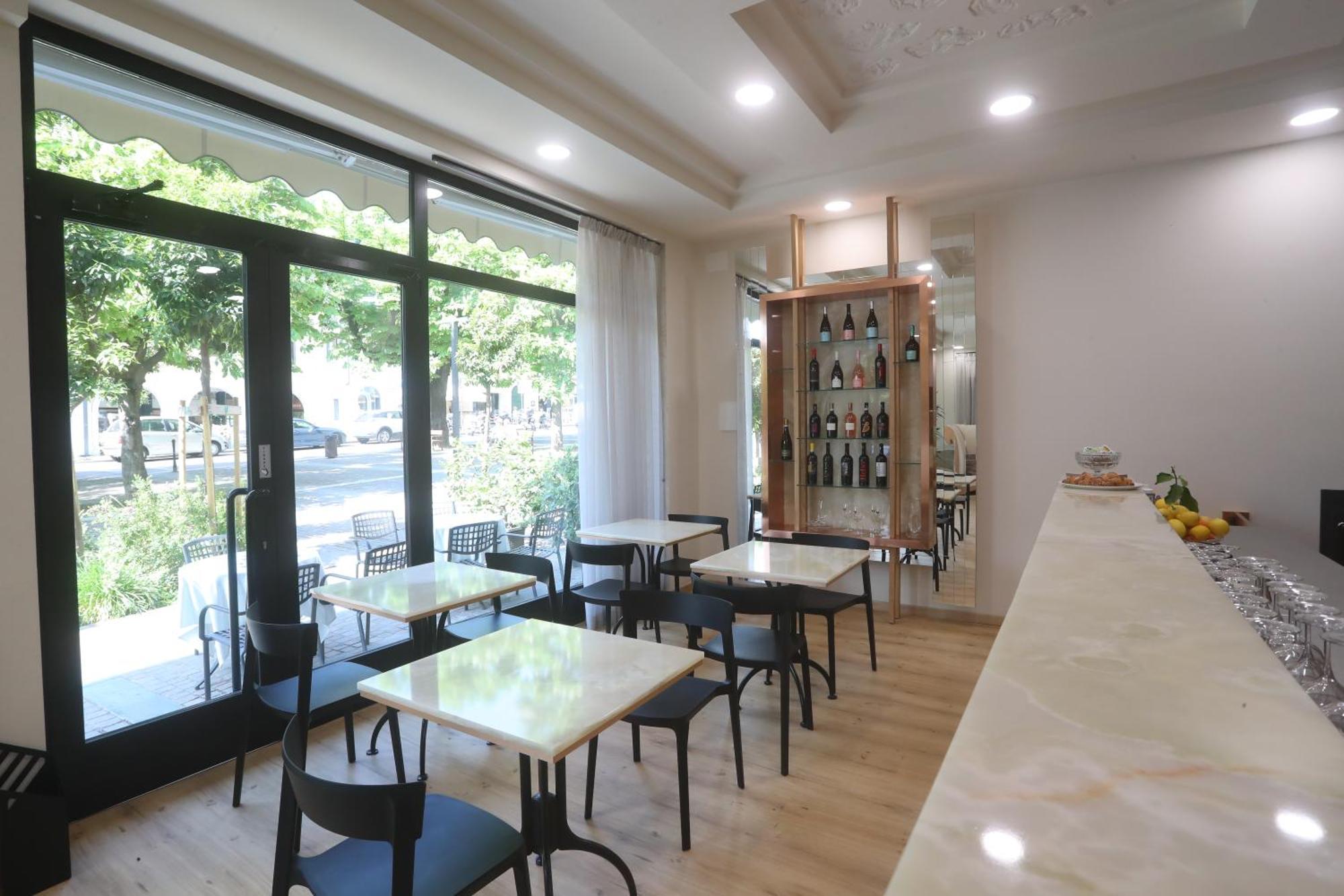 Hotel Central Giacomini Salo Exterior photo